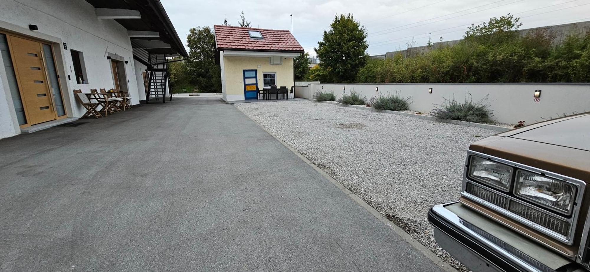 Appprusnik Leilighet Ljubljana Eksteriør bilde